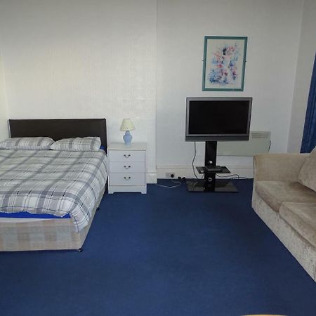 Beeton Villas Holiday Apartments 黑潭 外观 照片