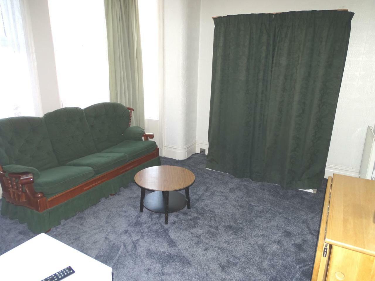 Beeton Villas Holiday Apartments 黑潭 外观 照片