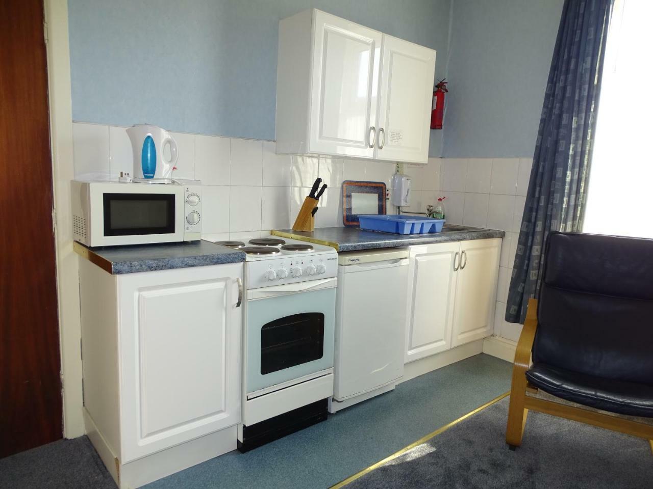 Beeton Villas Holiday Apartments 黑潭 外观 照片