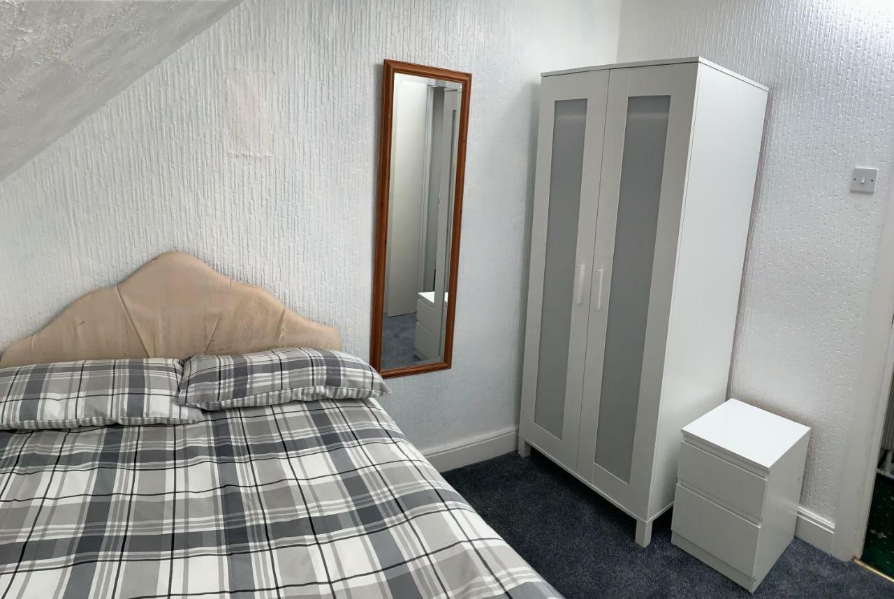 Beeton Villas Holiday Apartments 黑潭 外观 照片