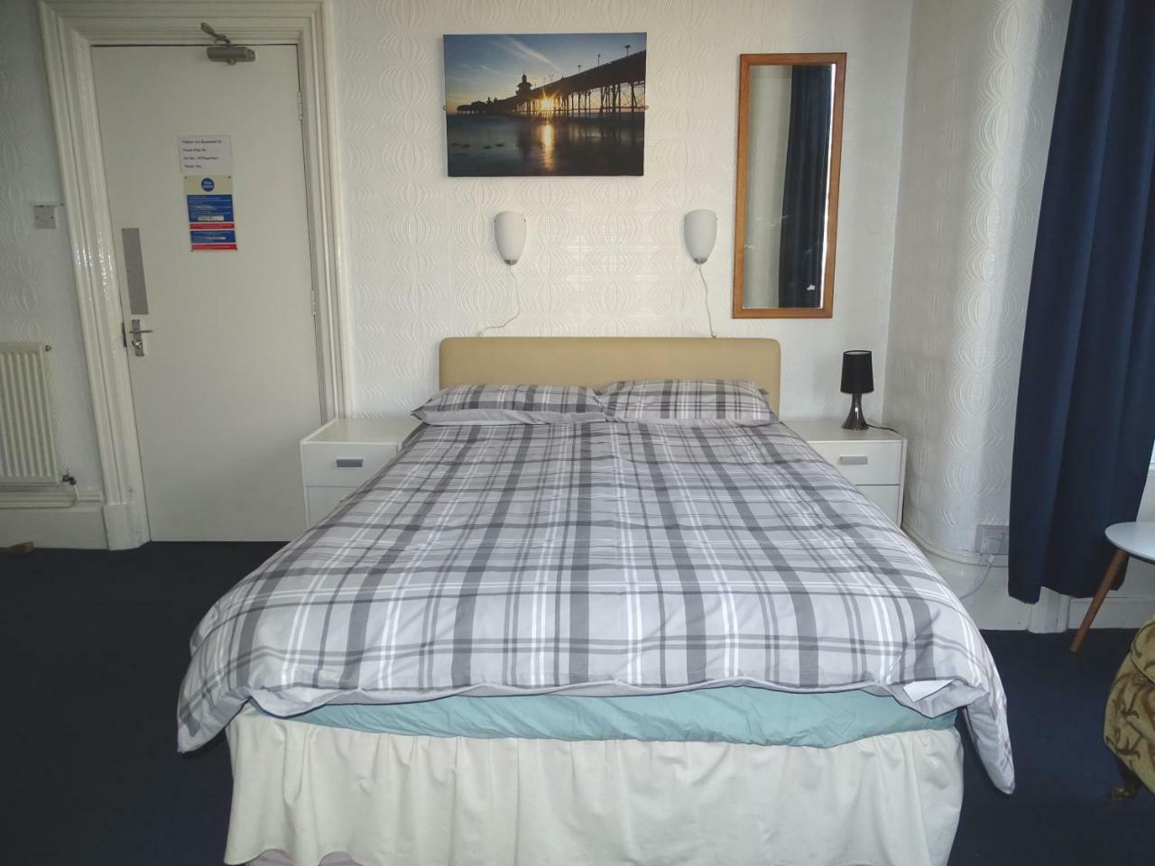 Beeton Villas Holiday Apartments 黑潭 外观 照片