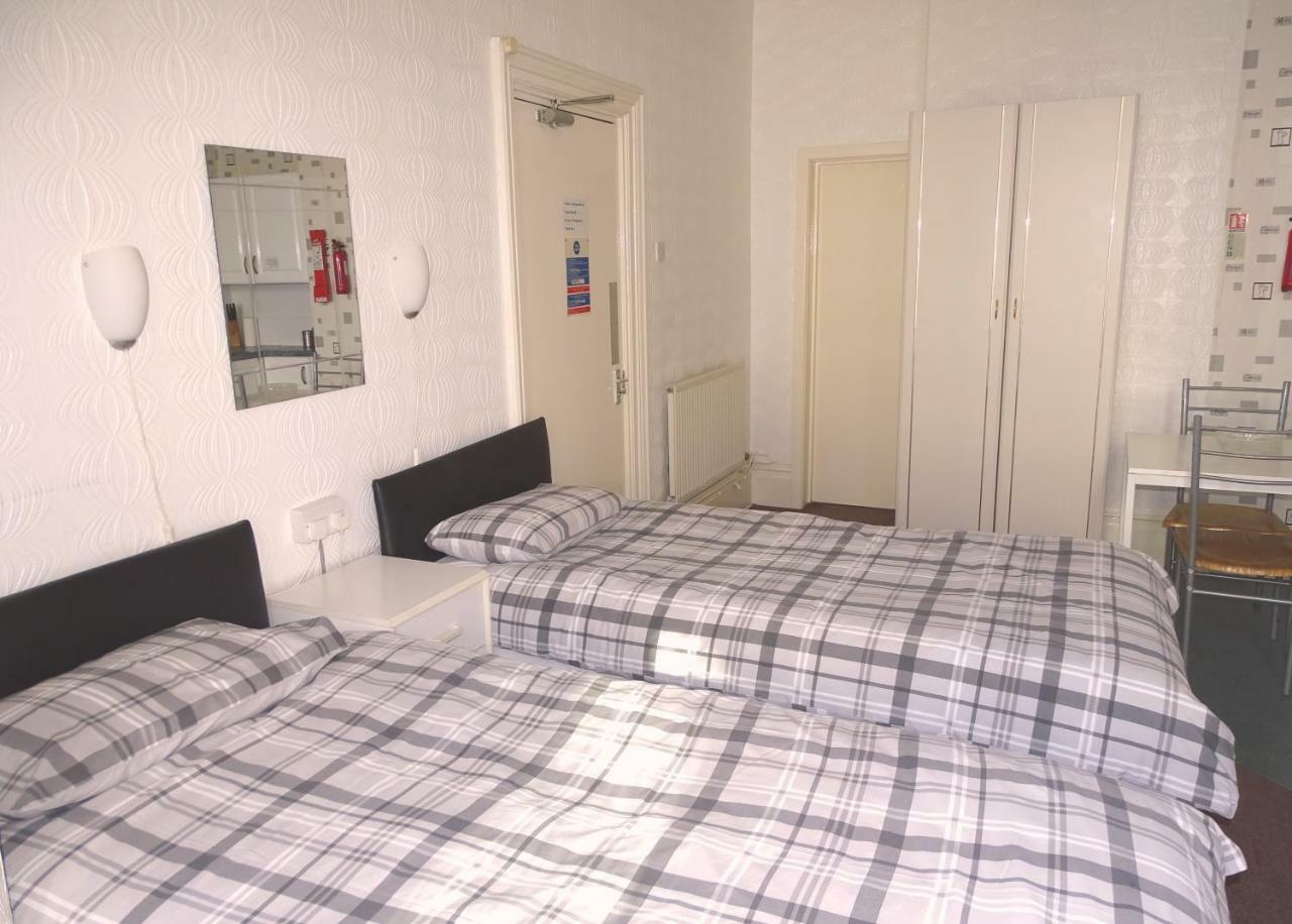 Beeton Villas Holiday Apartments 黑潭 外观 照片