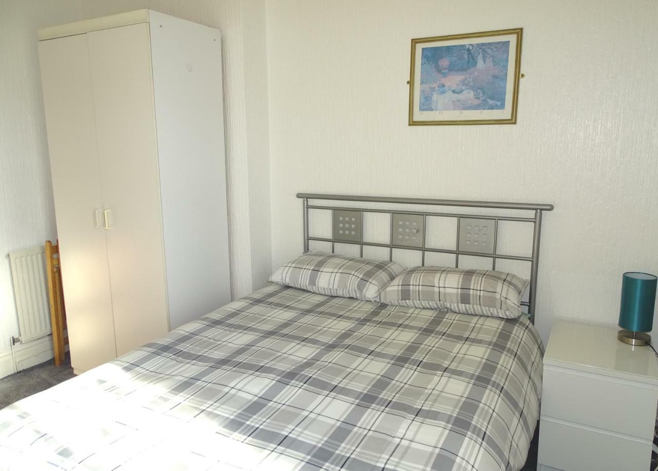Beeton Villas Holiday Apartments 黑潭 外观 照片