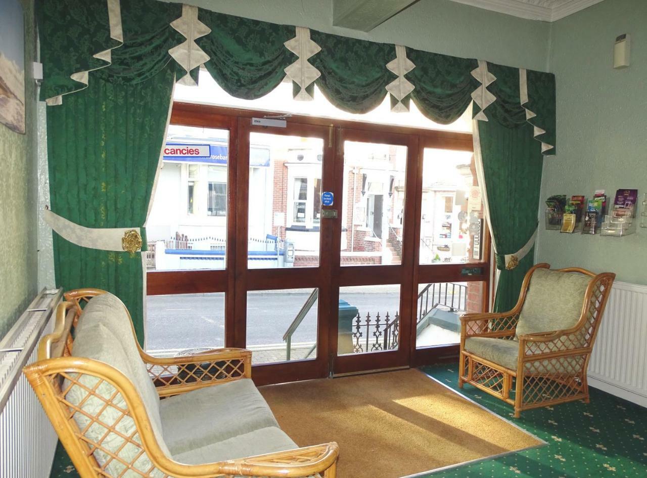 Beeton Villas Holiday Apartments 黑潭 外观 照片